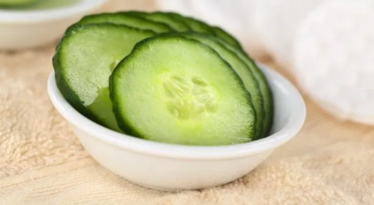 Remedio para tratar los ojos irritados