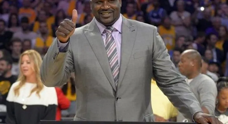 Allen Iverson, Shaquille O'Neal y Yao Ming ingresan al Salón de la Fama del básquet
