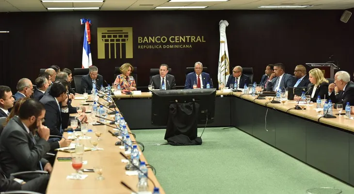 Banco Central presenta a Consejo de Banreservas avances en estrategia de ciberseguridad