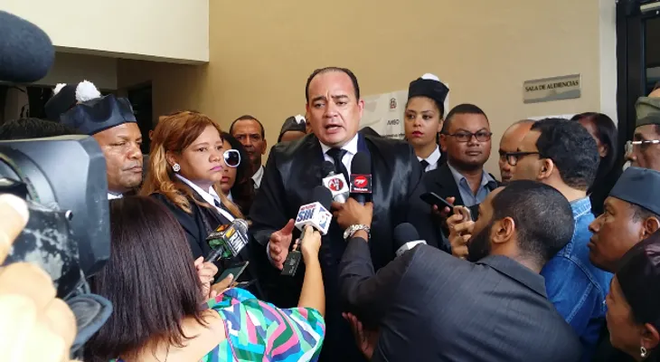 Colegio de abogados somete a directora de Oficina de Defensa Pública