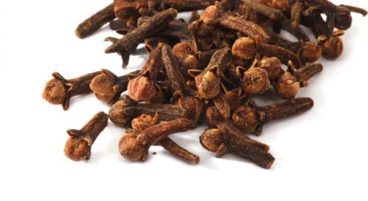 Beneficios y virtudes del clavo dulce