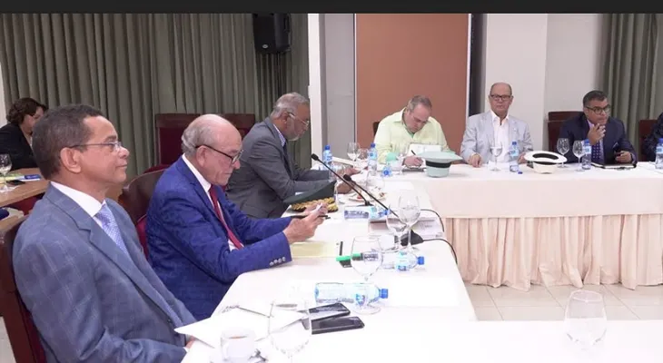 Senadores socializan Programa de Desarrollo Agroforestal para implementar en la región Sur 