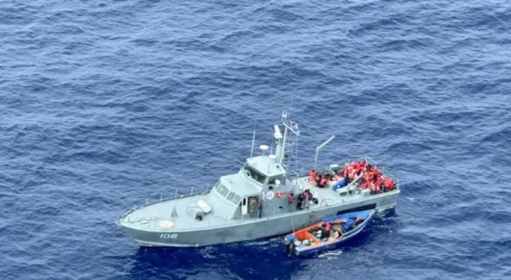 Guardia Costera de EE.UU. intercepta embarcación con 77 migrantes frente a Puerto Rico y los devuelve a RD