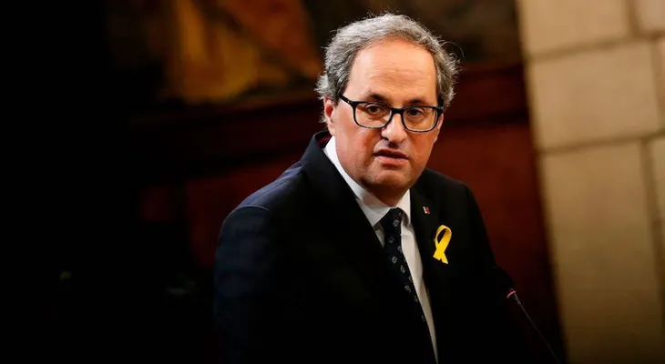 El nuevo gobierno de Cataluña toma posesión