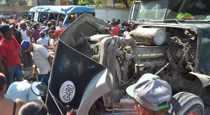 Prisión preventiva para chofer camión envuelto en accidente provocó 8 muertos