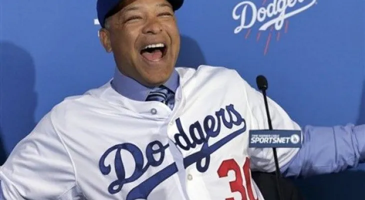 Dodgers presentan a Dave Roberts como nuevo mánager