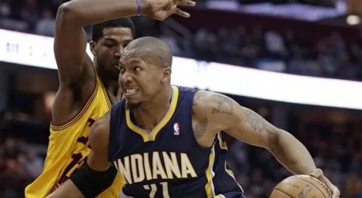 David West firma por una temporada con Spurs 