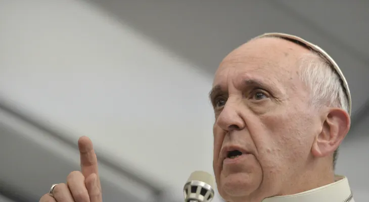 El papa pide que Europa acabe con los muros de miedo y egoísmo que la dividen