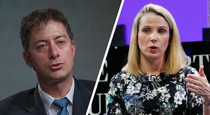 El archienemigo de la CEO de Yahoo ahora es su jefe