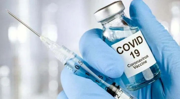 Muchos trabajadores de la salud en EE.UU. se rehúsan a vacunarse contra el COVID-19