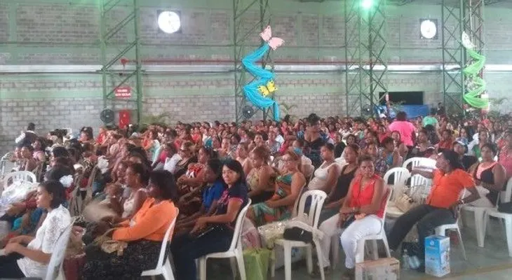 Fuerza Aérea celebra el Día de las Madres