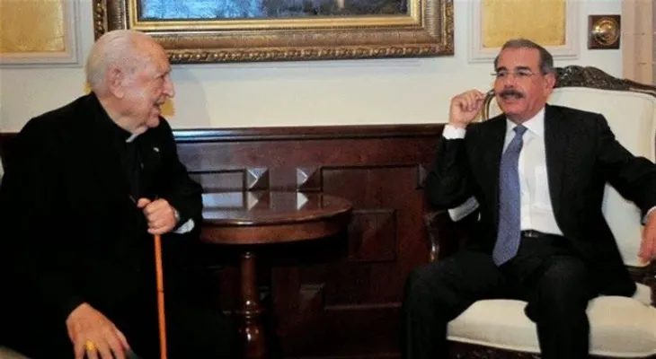 Dan de alta a monseñor Francisco José Arnáiz 