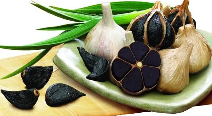  El Ajo negro: Entérate de seis beneficios que tiene para la salud
