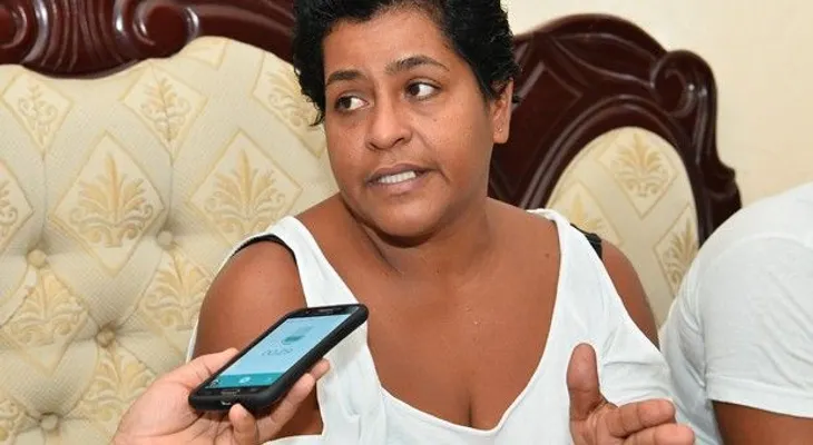 Madre de víctima de masacre viaja a reclamar cadáver