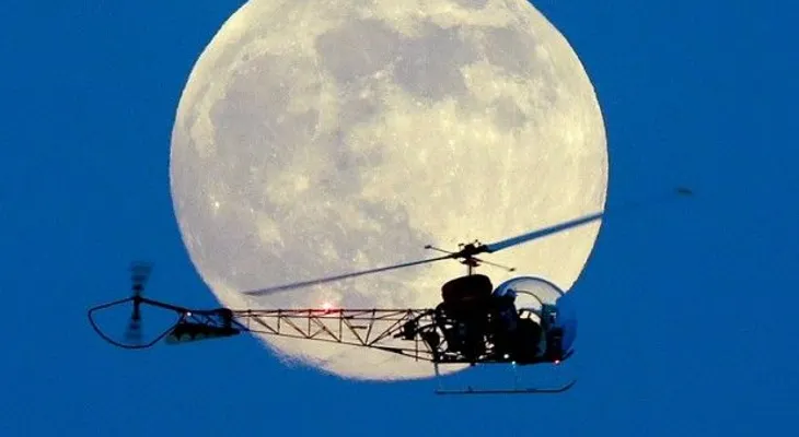 La superluna brilló en el cielo ayer domingo
