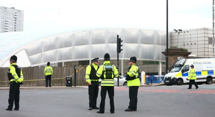 Minuto a minuto: esto es lo que sabemos sobre la explosión en el Manchester Arena
