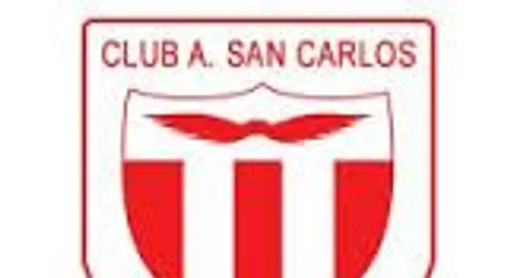 Club San Carlos celebra con éxito campamento de verano 2015