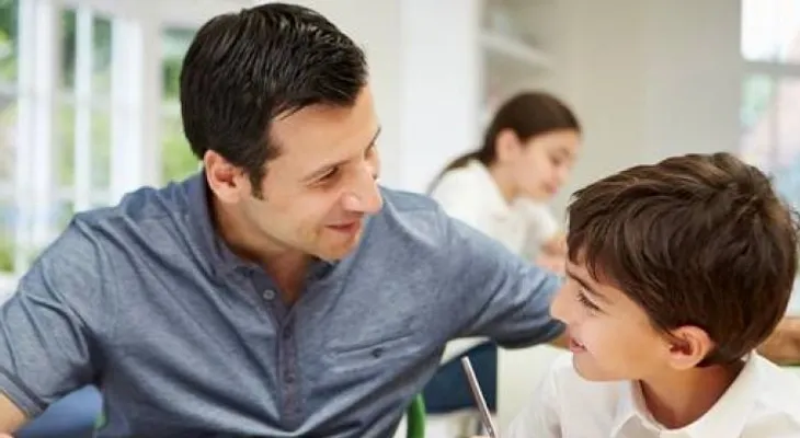 10 conductas de los padres que entorpecen la educación
