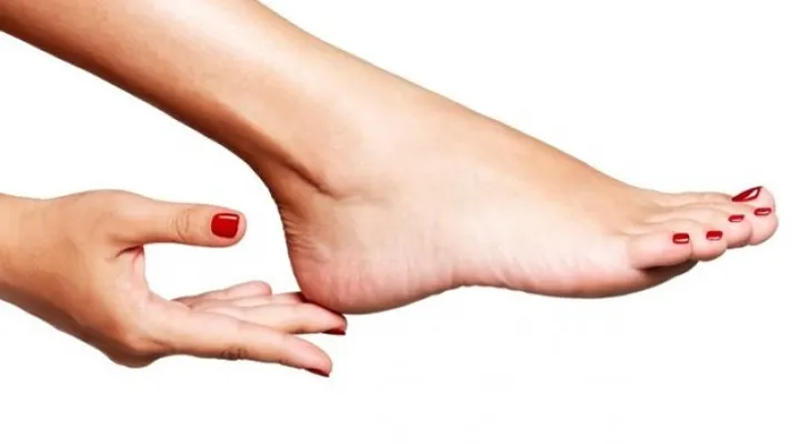 ¿Quieres tener una pedicura perfecta? Sigue estos 10 pasos