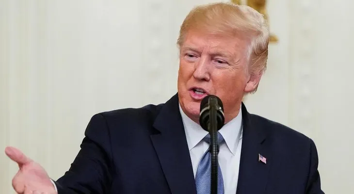 Trump seguirá enviando hidroxicloroquina a Brasil, pese a dudas sobre fármaco