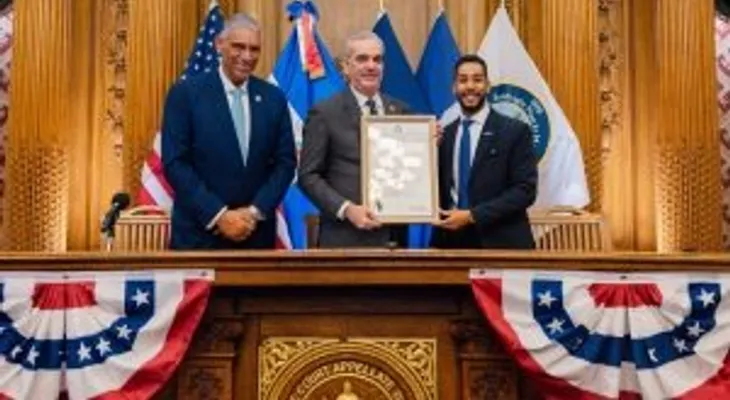 Abinader agradece aportes de la diáspora dominicana en Brooklyn y Reynoso proclama Día del Orgullo Dominicano