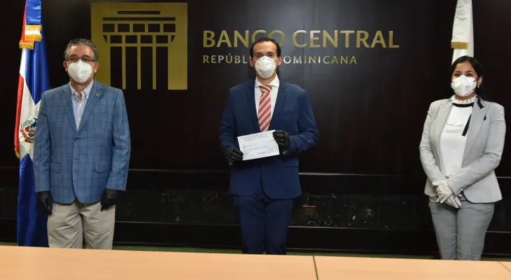 Voluntariado Bancentraliano dona RD$2 millones a la PGR para la prevención del COVID-19 en establecimientos penitenciarios