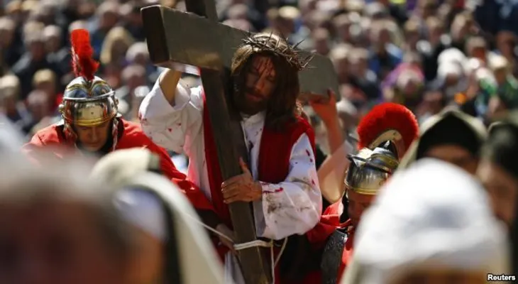 Mundo cristiano conmemora Viernes Santo