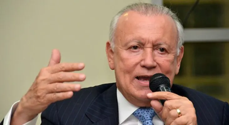 Alburquerque: reelección de Danilo no cuenta con votos en el Congreso y 70% población no lo quiere 