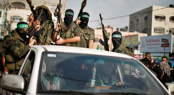 Israel acusa a Hamás de seguir armándose y condiciona su retiro de Gaza a la entrega de armas