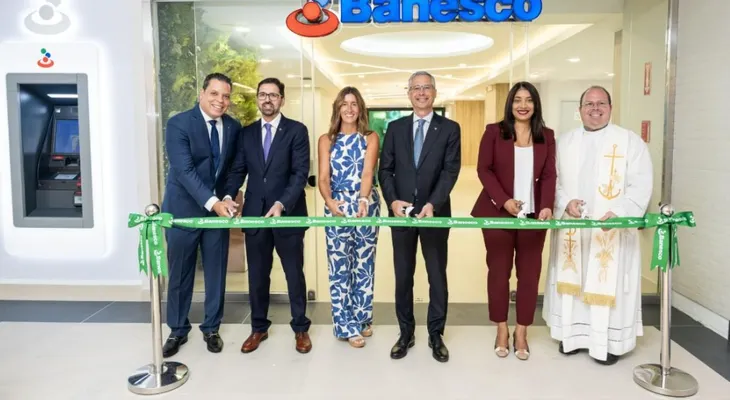 Banesco inaugura sucursal en Ágora Santiago Center como parte de su plan estratégico