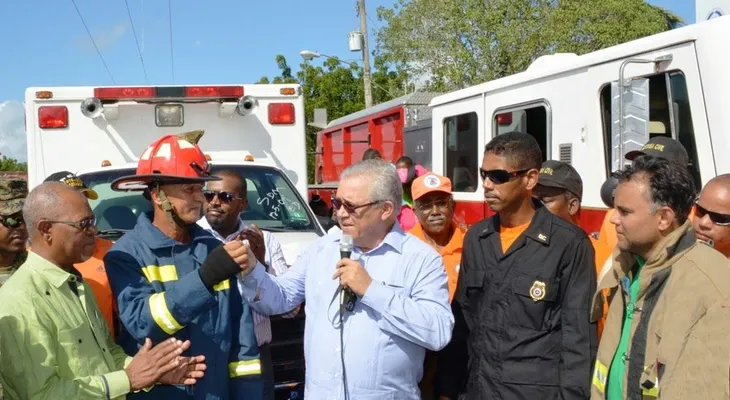 Entregan ambulancia y camión de bomberos a comunidad El Puerto en SPM