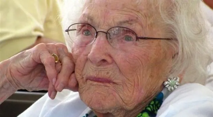 Anciana de 115 años muere en Massachusetts