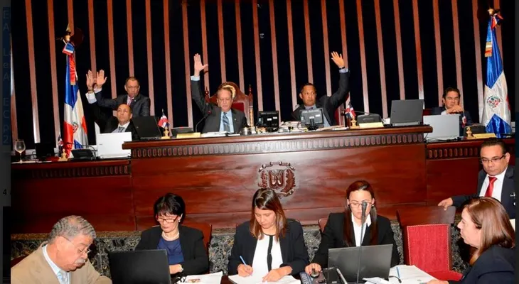 Senado ratifica nombramientos como embajadores de Soto Jiménez, Rodríguez Huertas y Luis Arias