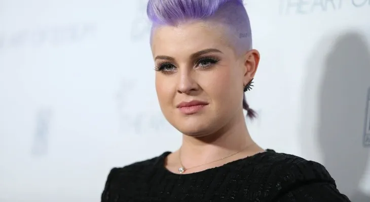 Polémica por comentarios de Kelly Osbourne sobre los inmigrantes latinos