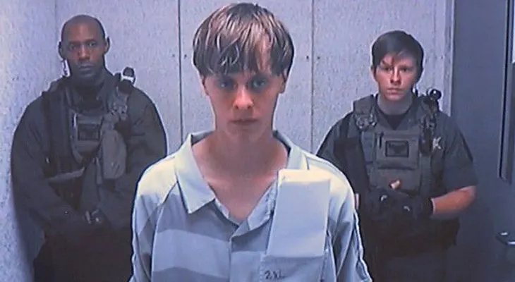 Los hispanos son nuestros enemigos dice el asesino de Charleston