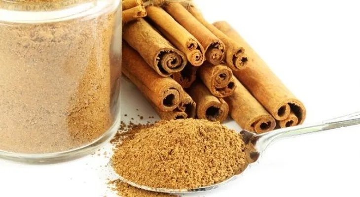 La canela para mantener sanas las plantas del jardín