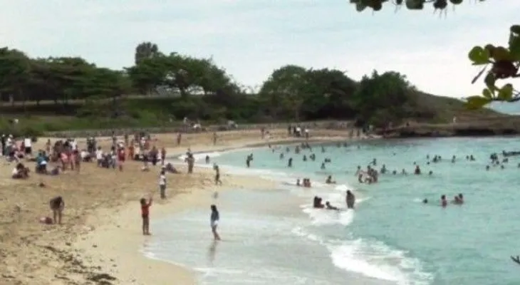 Hombre muere mientras se bañaba en playa de Puerto Plata