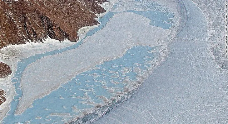 El derretimiento de hielo en Groenlandia iniciaría antes