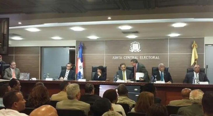 Centros de cedulación estarán abiertos el lunes, que es feriado