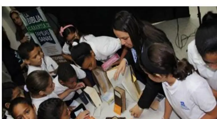 La Sociedad Bíblica Dominicana proclama mes de La Biblia