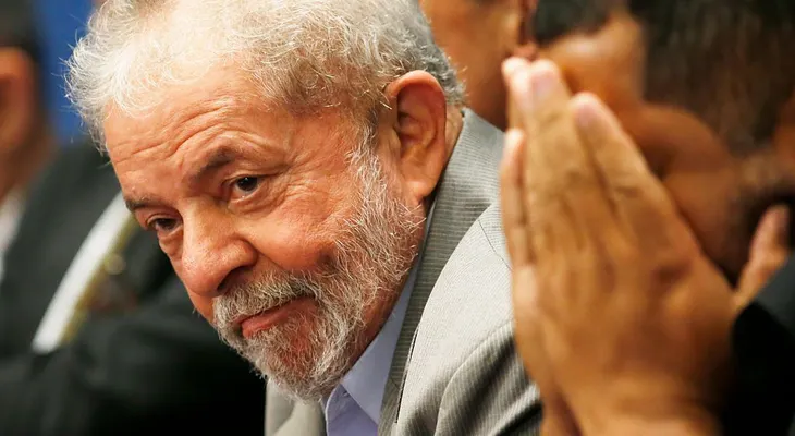 Lula da Silva se sienta en el banquillo por segunda vez