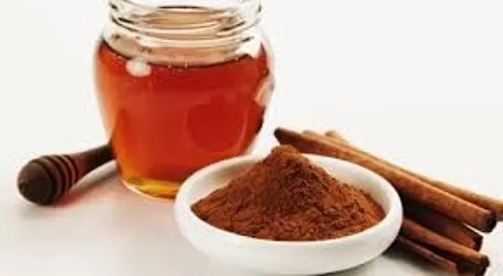 Canela, miel y jengibre para el mal aliento, el colesterol alto, dolor estomacal y la artritis