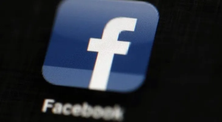Hombre oculta asesinato de su esposa con mensajes en Facebook desde la cuenta de ella