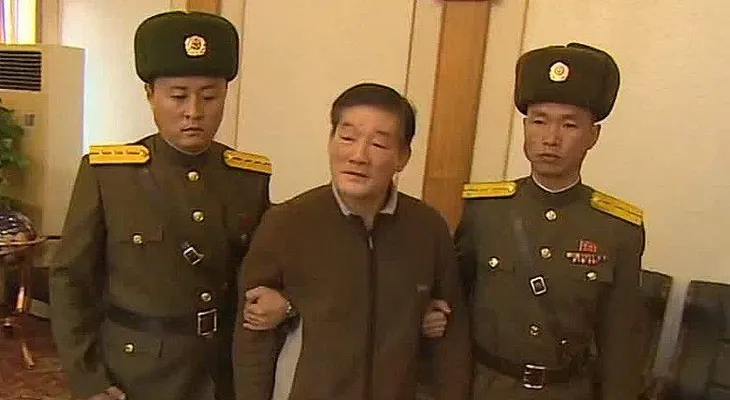 Corea del Norte sentencia a un estadounidense a 10 años de trabajos forzados