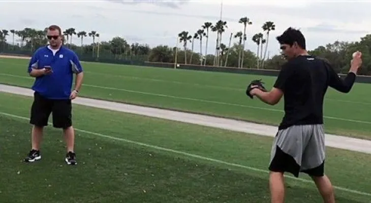 Pruebas: ¿Pueden sensores impedir lesiones del codo en el béisbol?