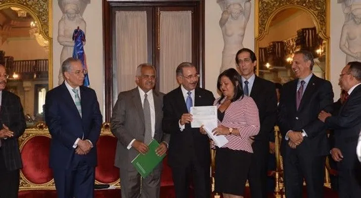 Medina entrega RD$200 millones a pequeños productores