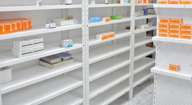 Farmacias sin divisas para importación y producción de medicinas 