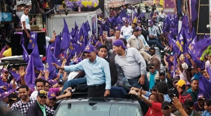 Medina recorre las provincias Hermanas Mirabal y Espaillat