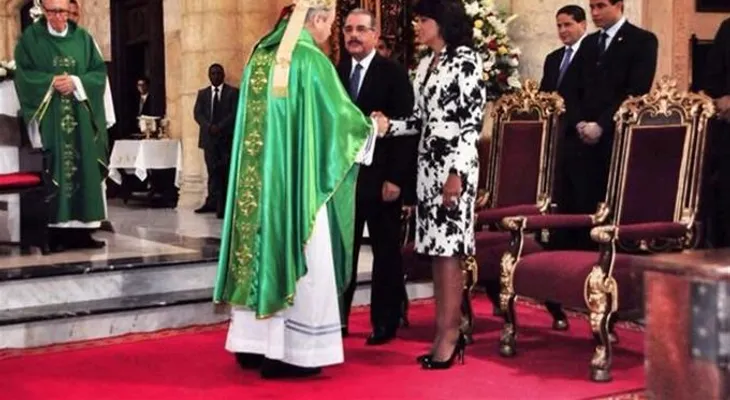Cardenal dice muchos dominicanos se venden a los perores intereses en contra del país