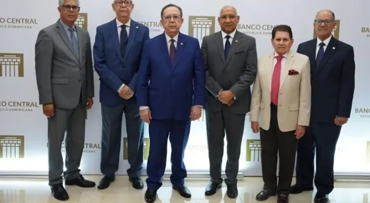 BCRD exhibe "Especímenes de billetes de América"